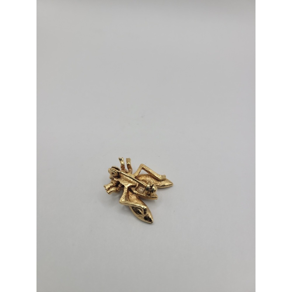 Vintage Rhinestone Fly Brooch Gold Tone Green Eyes Insect Figural Pin - Picture 7 of 11